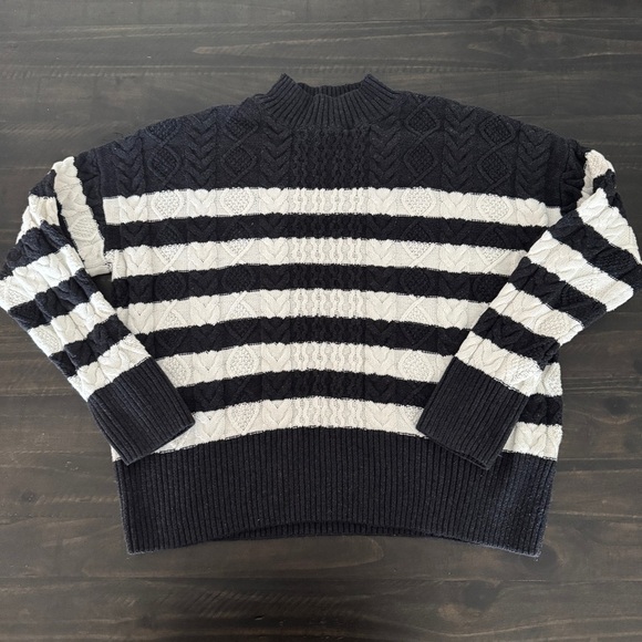 Women’s Black /Charcoal Grey and White Striped Sweater - Size Large 100% Cotton - Picture 1 of 4